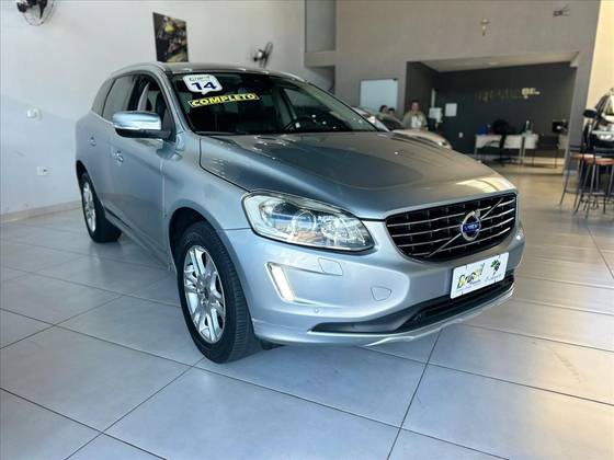 VOLVO XC60 2.0 T5 DYNAMIC FWD TURBO GASOLINA 4P AUTOMÁTICO
